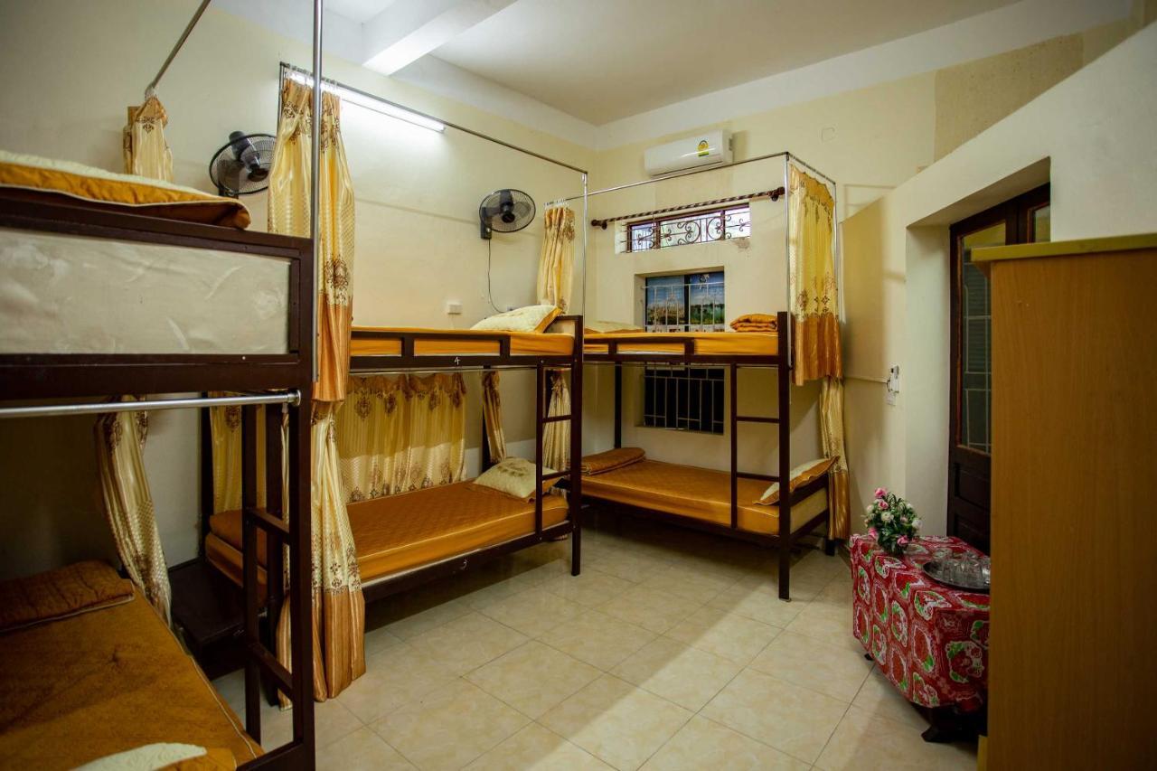 Hoa Lu Family Stay Ниньбинь Экстерьер фото